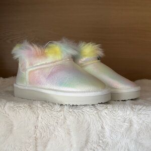 NWT•Stride Rite Munchkin Elys Toddler Girls Cozy Ankle Boots | Silver | 10T